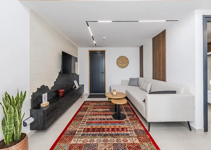 Muraga By Pikhost Villa *