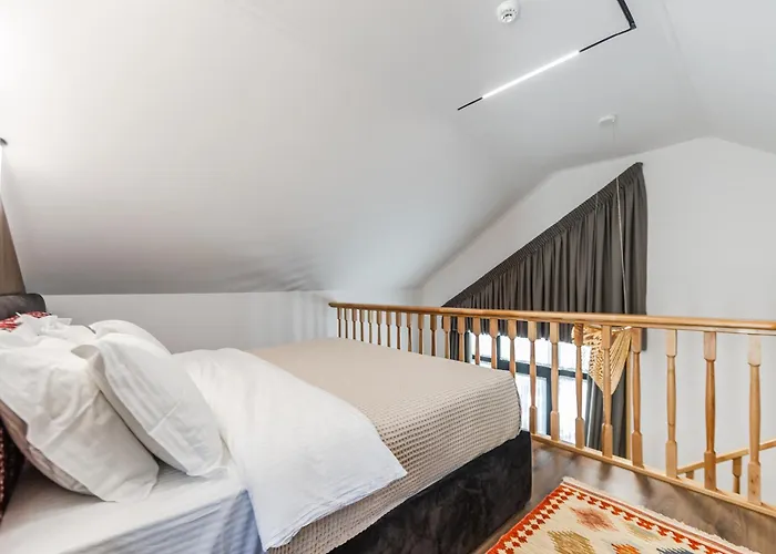 Muraga By Pikhost Tirana