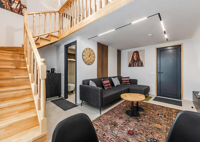 Villa Muraga By Pikhost *